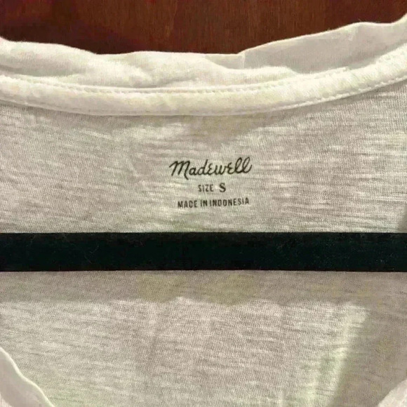 Madewell T-shirt with pocket - Picture 2 of 4